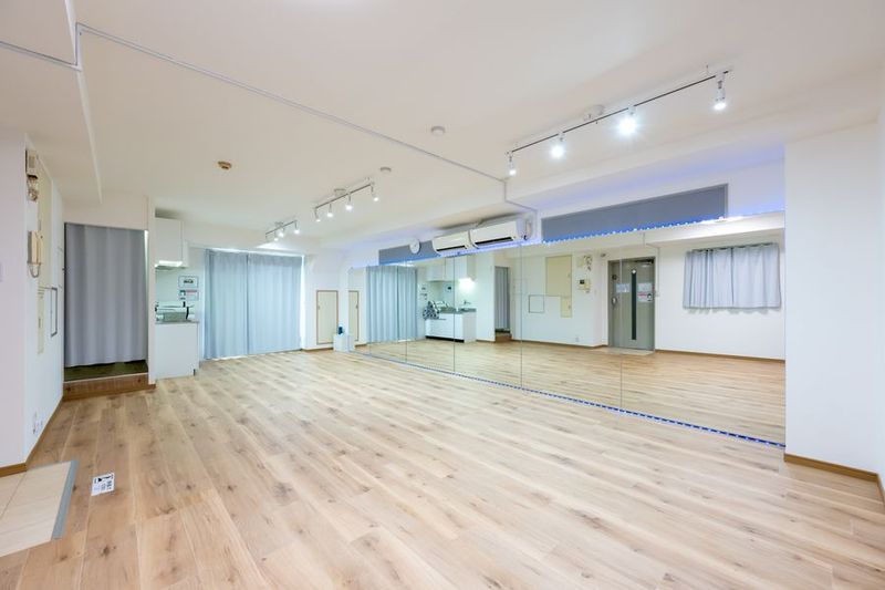 レンタルスタジオ Mirror Box 関内 - レンタルスタジオ Mirror Box 関内