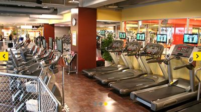 ゴールドジム浦安千葉店 1日5時間ジム単発利用！ゴールドジム浦安千葉の全マシン使用可能！の室内の写真