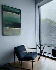 自然光により時間帯で印象が変わります。 - BAUM HAUS WORK 【バウムハウス　Office5】の室内の写真