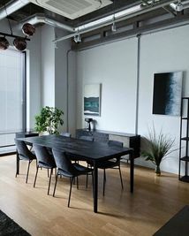 デザイン性の高い家具付き - BAUM HAUS WORK 【バウムハウス　Office5】の室内の写真