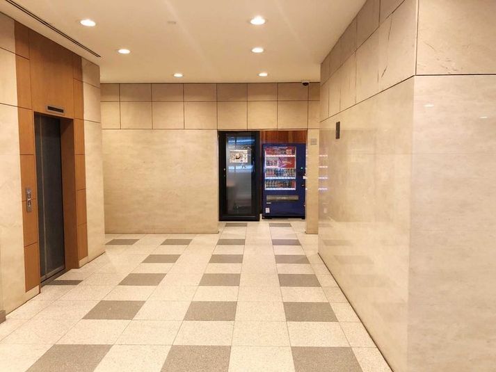 219-02 - テレキューブ 大阪興銀ビル1F