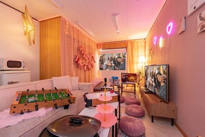 激安🉐24時間❣️ゴミOK❣️新宿3分❣️100㌅スクリーン❣️イルミネーション✨️隠れ家🏠️ - JK Room 新宿 村上ビル