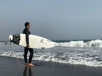 腰越海岸まで30m、鎌倉高校前まで徒歩7分 - 湘南レンタルスペース　Blue villa SURF×GYM×WORK 腰越の室内の写真