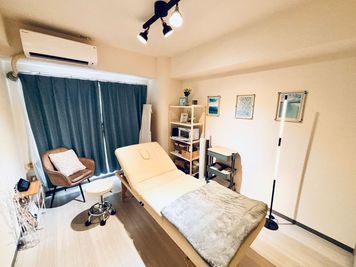 柏駅徒歩3分♪　ゴールドスペース認定完全個室レンタルサロン 柏唯一の年間ゴールドスペース🎉無料見学募集中！ の室内の写真