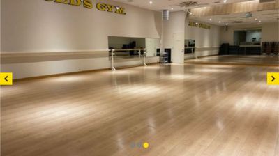 ゴールドジム南大沢東京 Aスタジオの室内の写真