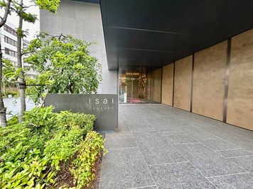 【ビル入口】 - 【閉店】TIME SHARING IsaI AkasakA  【閉店】 1411の入口の写真