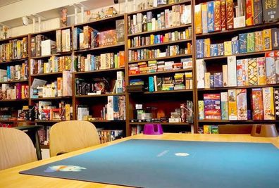 ボードゲームが約700個あり、ご自由に遊んでいただけます。 - らうんどとりっぷ 部屋貸切の室内の写真