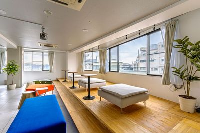 532_Palette-Lounge名古屋/金山の室内の写真