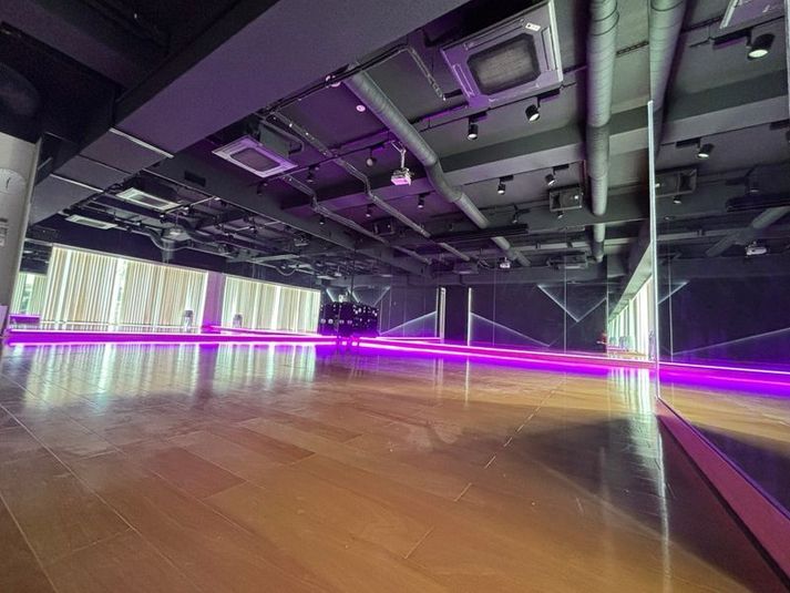 2st - 福岡本店　レンタルスタジオ　STUDIO BUZZ