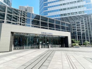 テレキューブ 新川崎ツインタワー西棟1F 234-02の外観の写真