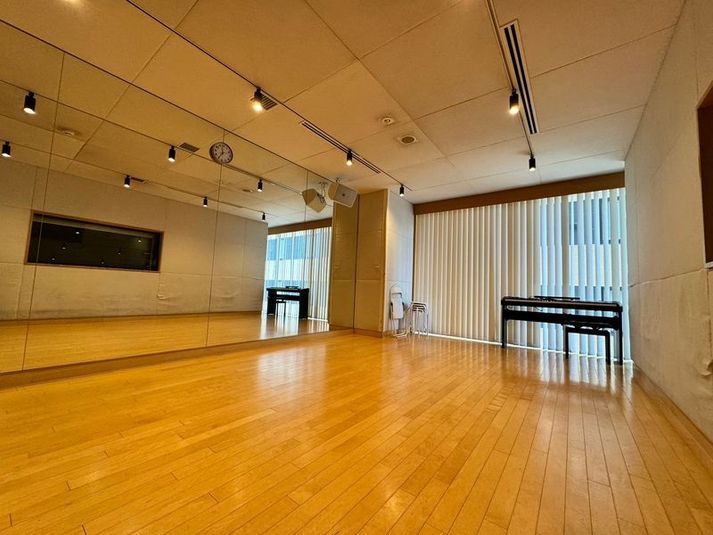 7st - 福岡本店　レンタルスタジオ　STUDIO BUZZ