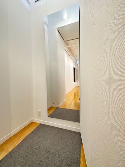 表参道ヒルズ同潤館2階【表参道駅/渋谷/原宿】利用は２日以上から - ギャラリー同潤会　表参道ヒルズ店