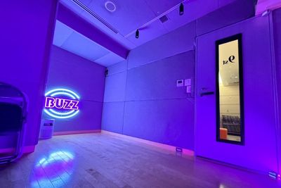 福岡本店　レンタルスタジオ　STUDIO BUZZ 9stの室内の写真