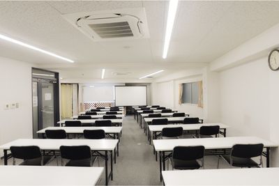 肥後橋INAビル9階 セミナールームの室内の写真
