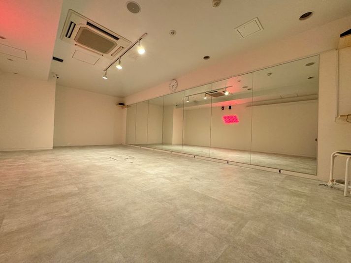 11st - 福岡本店　レンタルスタジオ　STUDIO BUZZ