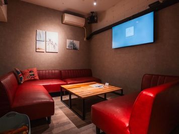最大50名！パーティー・貸切・団体様におすすめ！ 心斎橋レンタルスペース/貸切/カフェ＆バー空間/使いやすい空間の室内の写真
