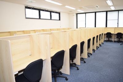 JR鎌取駅から徒歩５分！３６５日稼働、指定席ありの自習スペース - 自習館