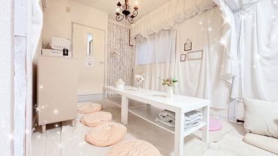 24H利用可⭐️シュシュ南久屋💕最大13名パーティ✨女子会 リニューアル推し活💕誕生日会💕DVD鑑賞💕最大13名[S]の室内の写真