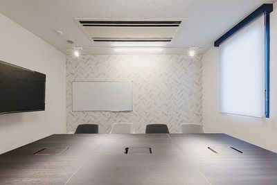 STAYUPさいたま大宮店 STAYUPさいたま大宮店★8名会議室①の室内の写真