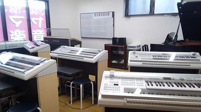 スガナミ楽器成瀬センター グランドピアノのお部屋(スガナミ楽器成瀬センター)の室内の写真
