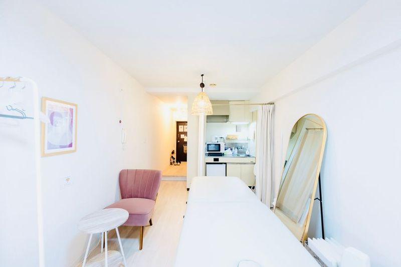 池袋東口徒歩4分のレンタルサロン - リラクサロンmahalo 池袋