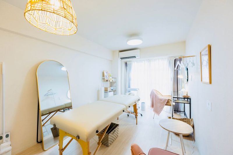 池袋東口徒歩4分のレンタルサロン - リラクサロンmahalo 池袋