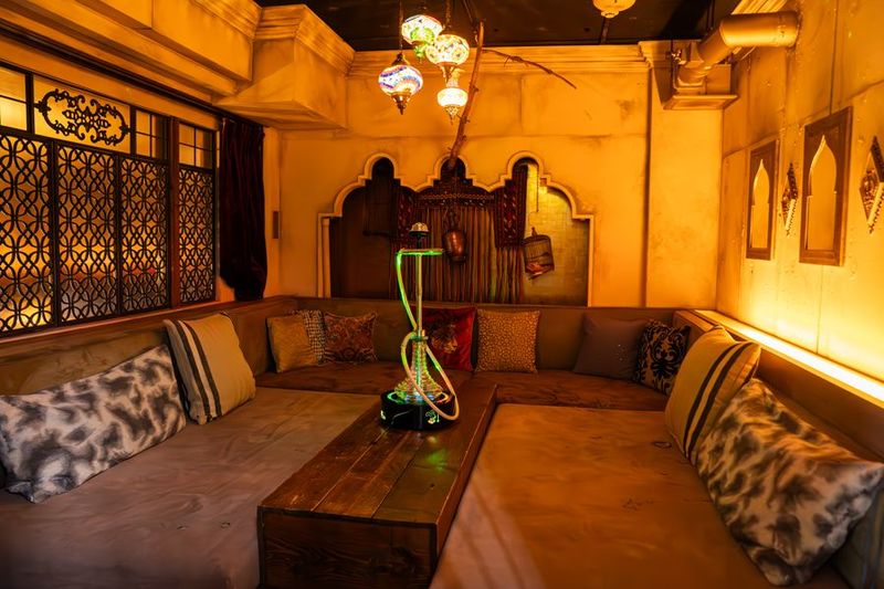 天高5m！非日常を演出できる、圧倒的ラグジュアリー空間！！ - チルラグ麻布十番