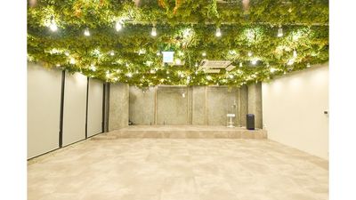 FEEEP銀座店 FEEEP銀座「プレミアム」イベントスペースの室内の写真