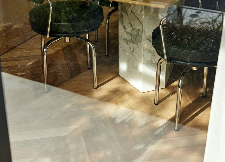 【FARO中目黒】1F 会議室 - FARO中目黒