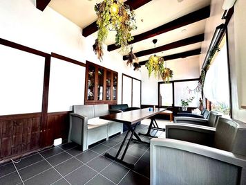 わんLab.(ワンラボ) 山陽網干駅近く、カフェロケーションスペースの室内の写真
