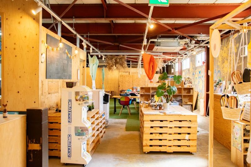 テーブル　グループ利用 - かわのまちリビング