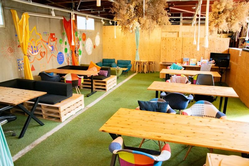 テーブル　グループ利用 - かわのまちリビング