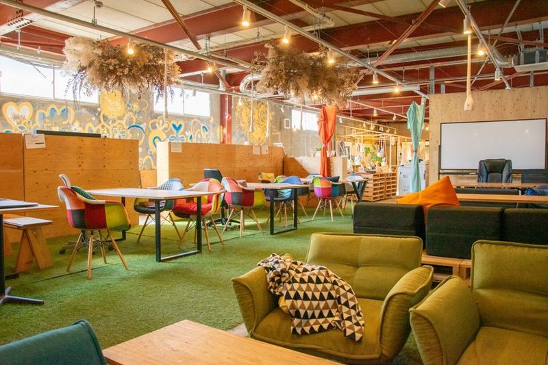 テーブル　グループ利用 - かわのまちリビング