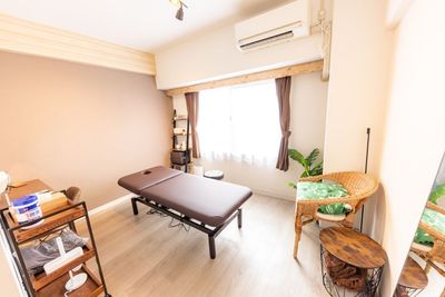 MEGURU インヤン美容鍼鍼灸院鍼灸治療院】を予約 (¥1,815~)｜インスタ