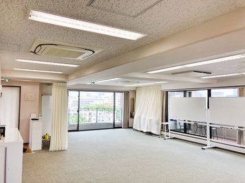 ココロノオフィス神楽坂セミナールームの室内の写真