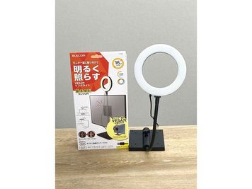 面接、会議に使える貸出品のリングライトです。 - relark大宮　貸し会議室 No.304オンライン会議室【定員2名】の設備の写真