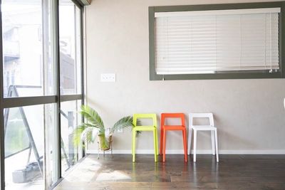 湘南台駅近くにあるスペースです✨
落ち着いた雰囲気となっております。 - Relax room 藤沢 Relax room 藤沢｜作業・会議利用🖊の室内の写真