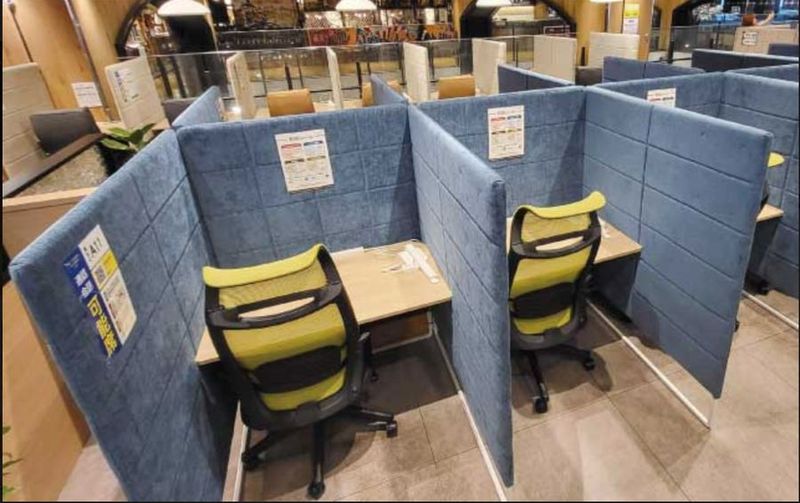 1人用席(通話・会話OK) - コインスペース三宮オーパ２店[9階]