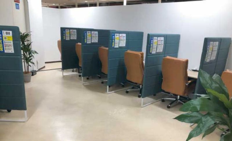 1人用席（通話・会話OK） - コインスペース西友大森店