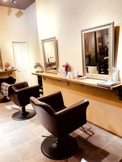 札幌中央区好立地✖︎高級内装✨ユメシャン完備の格安面貸し美容室！ - Monica