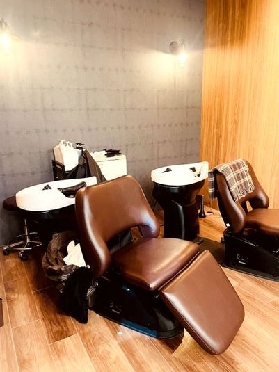 札幌中央区好立地✖︎高級内装✨ユメシャン完備の格安面貸し美容室！ - Monica