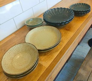 大きめなお皿 - レンタルスペース・エンアルト 【商業利用可】キッチンつきレンタルスペースの設備の写真