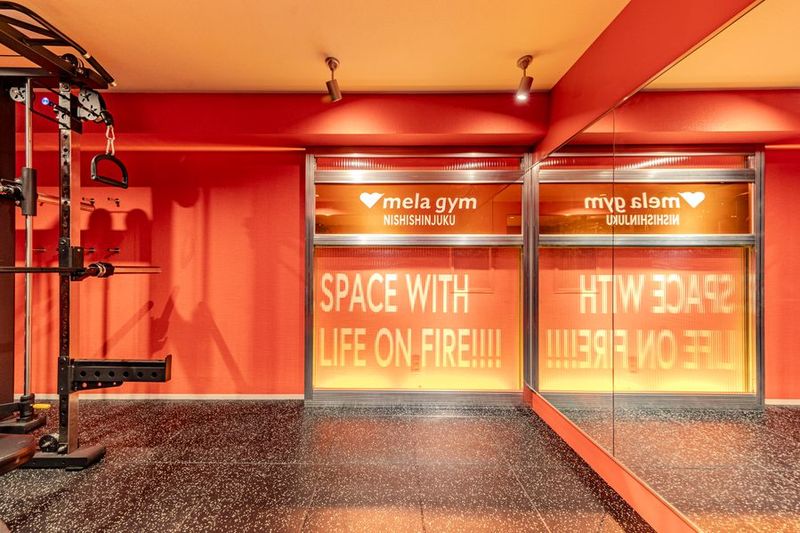 mela gym（メラジム）新宿店 - mela gym（メラジム）新宿店