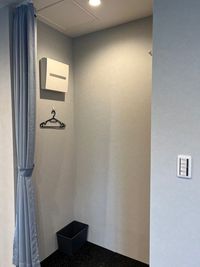 更衣スペースも用意しております - KOSOREN GYM 貸切レンタルジムの設備の写真