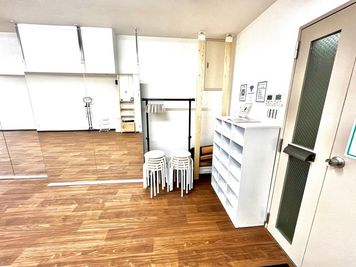 ご自由にお使いください✨New open✨フットルースダンススタジオ神戸元町🕺 - Footloose Dance Studio KM ✨open割引継続中✨駅から徒歩30秒のダンススタジオの室内の写真