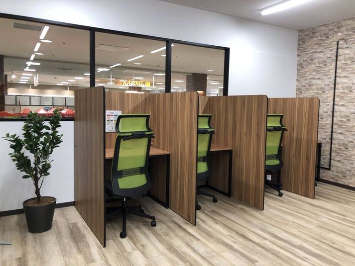 1人用席（通話・会話NG） - コインスペースアル・プラザ八日市店