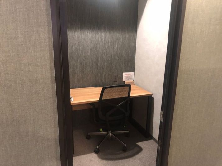 【R-11】 １名_人気の完全個室ブース_神戸駅前スキマ - 神戸駅前コワーキングスペース Suki_ma（スキマ）