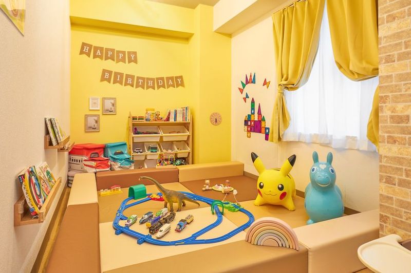 Amity space - Amity space