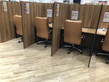 【7/7閉店】コインスペース聖蹟桜ヶ丘オーパ店 1人用席（通話・会話NG）の室内の写真