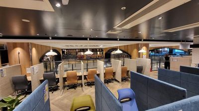 コインスペース三宮オーパ２店[9階] 1人用席(通話・会話OK)の室内の写真